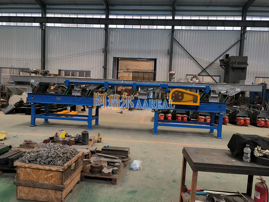600mm*8000mm Stainless Steel Leaf Spring Eccentric Vibratory Conveyor For Salt Conveying