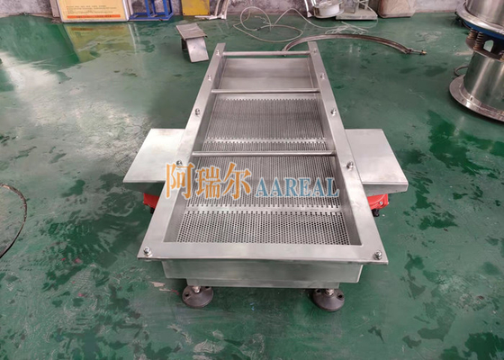 450*1500mm Food Grade Stainless Steel Linear Vibrating Screen For Black Soya Bean